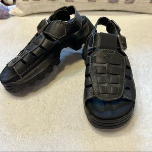 Skechers Black Fisherman’s Platform Sandals Size 5